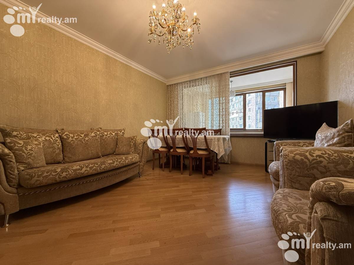 4 bedroom apartment for sale خیابان وراساکان, عربگیر ایروان, 156397