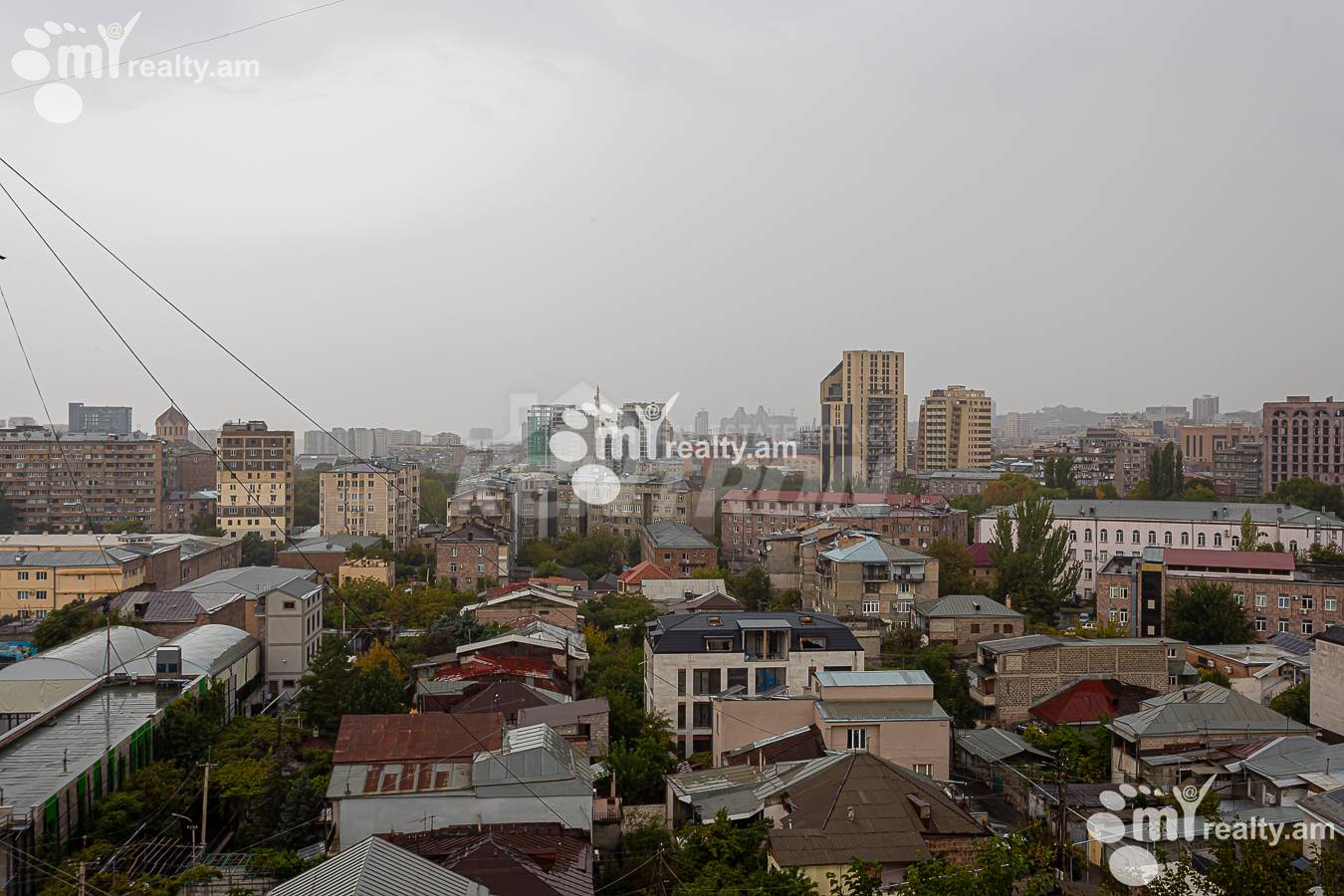 3 սենյականոց բնակարան  Չարենցի փող, Կենտրոն Երևան, 156878