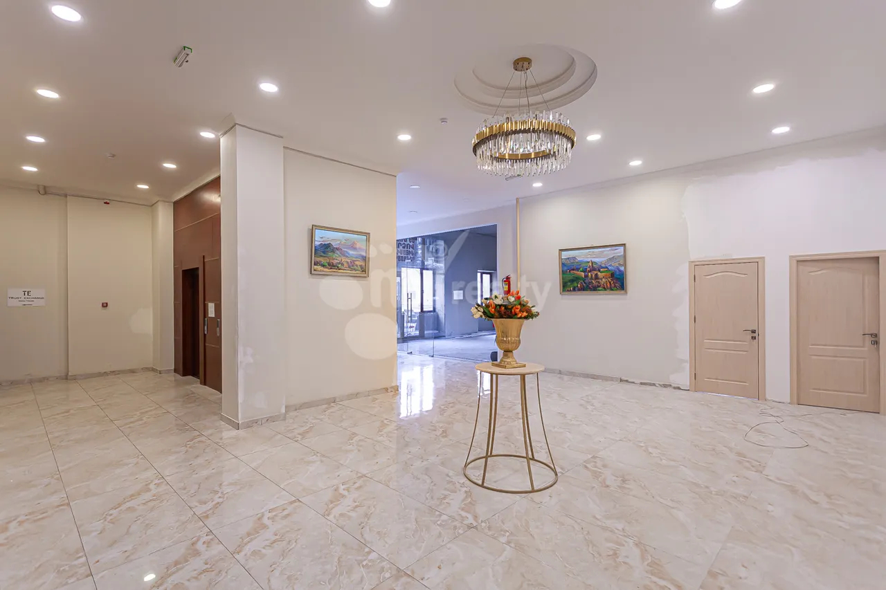 3 bedroom apartment for sale خیابان خورِناتسی, مرکز شهر ایروان, 159554