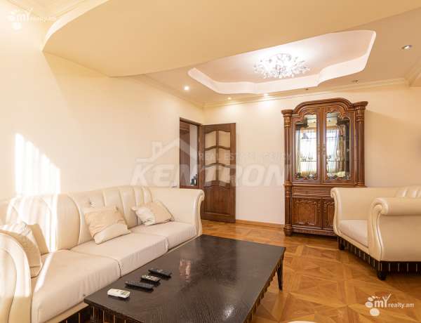 snyat-kvartiru/2-komnatnaya/Saryan+St/Center/Yerevan