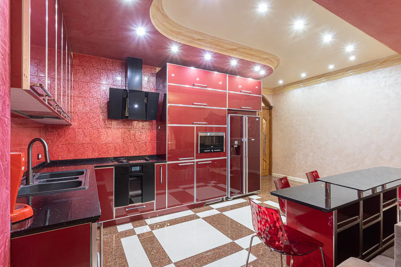 3 սենյականոց բնակարան վարձով Հին երևանցու փող, Կենտրոն Երևան, 159734