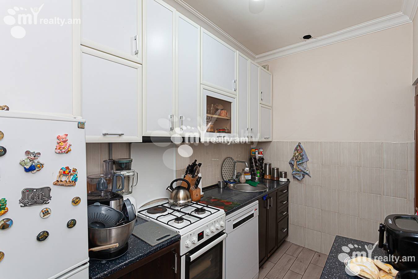 4 bedroom apartment for sale محله ایساکیان, آوان ایروان, 146883