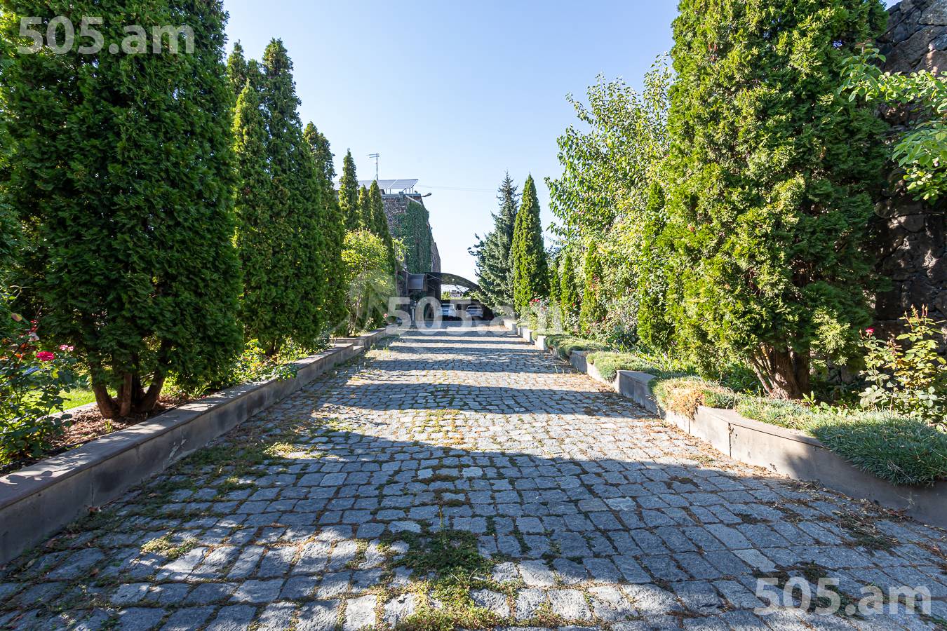 House for sale Tzarav Aghbyur St, Qanaqer- Sejtun Yerevan, 156717