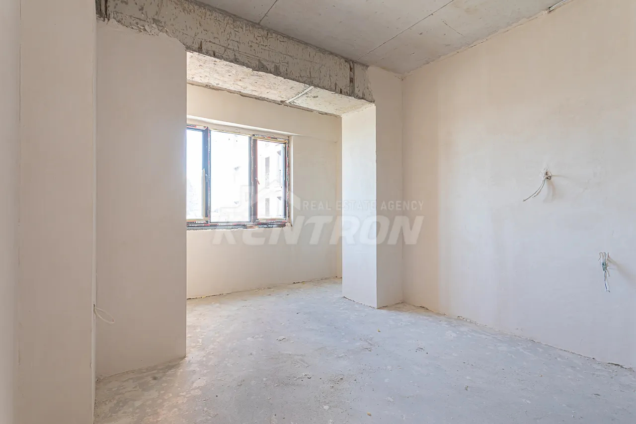 4 bedroom apartment for sale Emineski St, Qanaqer- Sejtun Yerevan, 157243