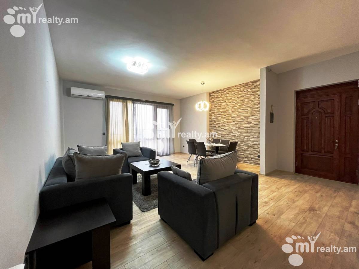 4 bedroom apartment for rent Antarayin St, Center Yerevan, 156196