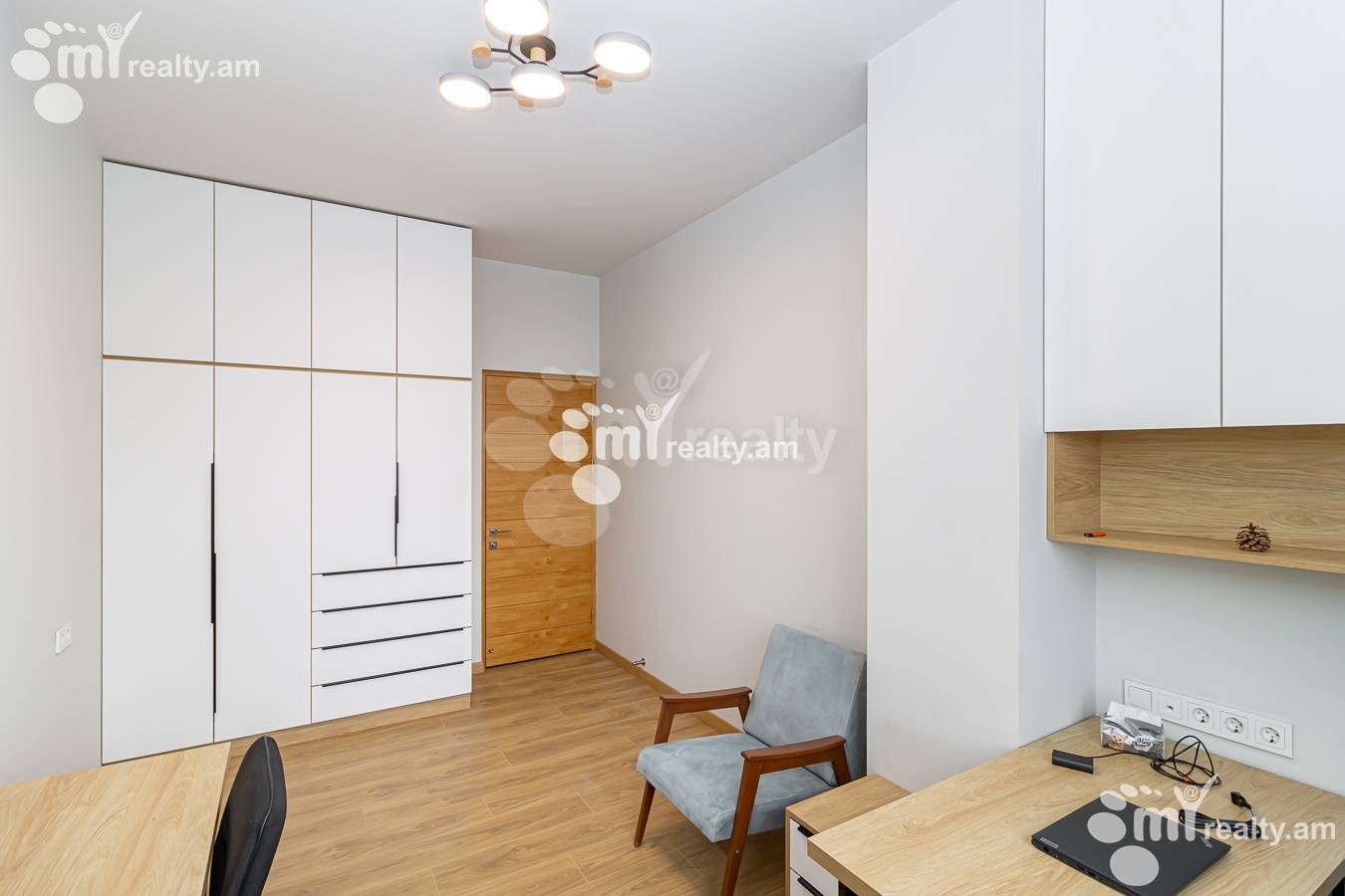 4 bedroom apartment for sale Nansen St, Nor-Nork Yerevan, 146710