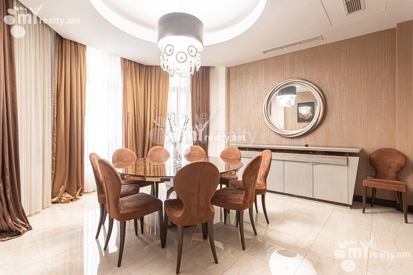 4 bedroom apartment for sale Northern(Hyusisayin)  Ave, Center Yerevan, 156120