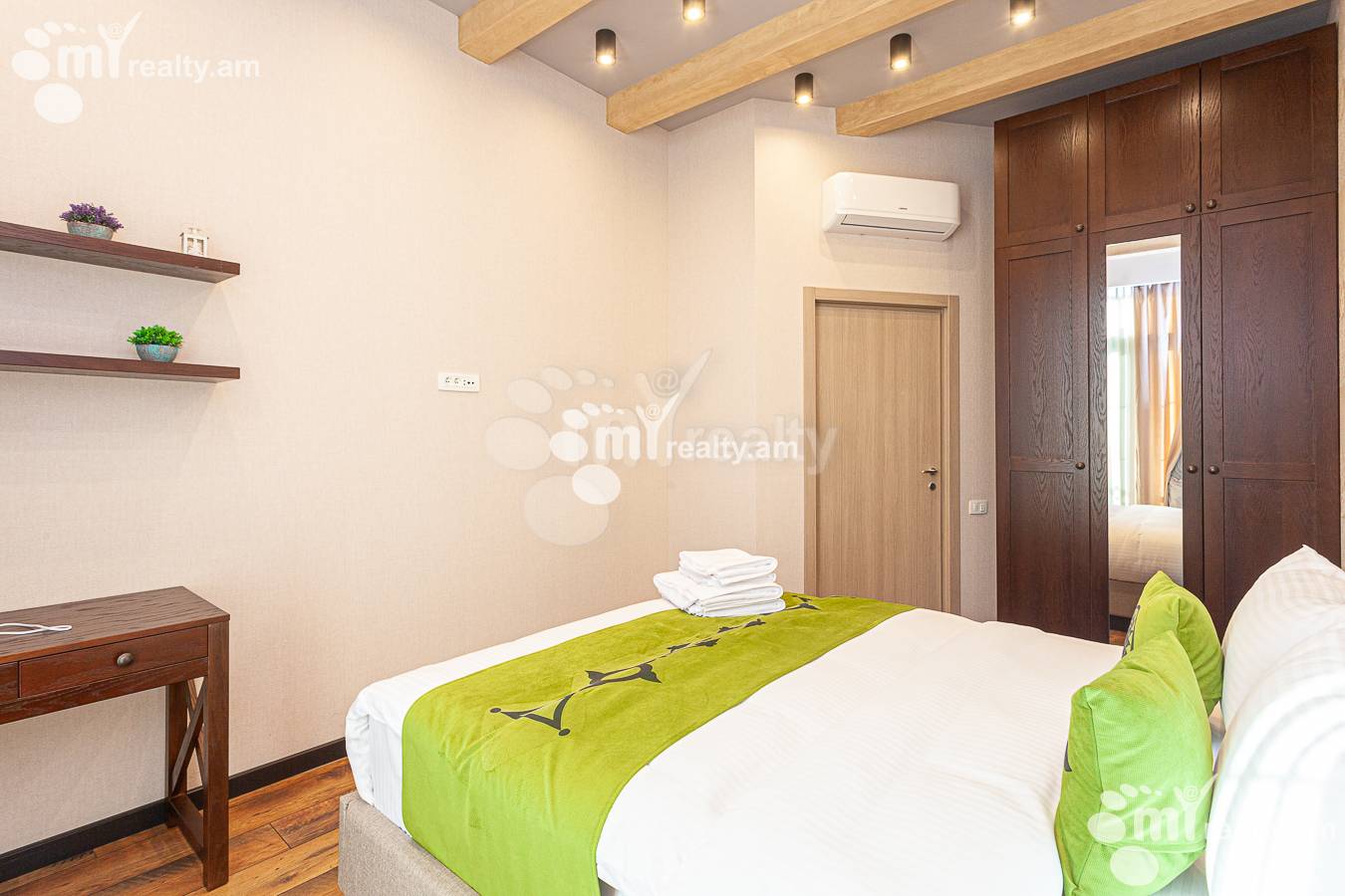 3 bedroom apartment for rent خیابان سایات نووآ, مرکز شهر ایروان, 148259