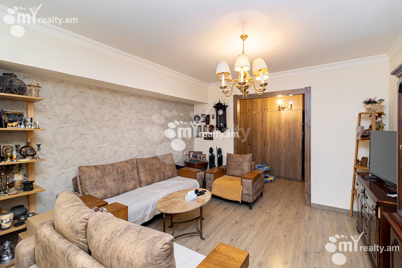 Купить 3 комнатную квартиру Амирян ул, Центр Ереван, 154203