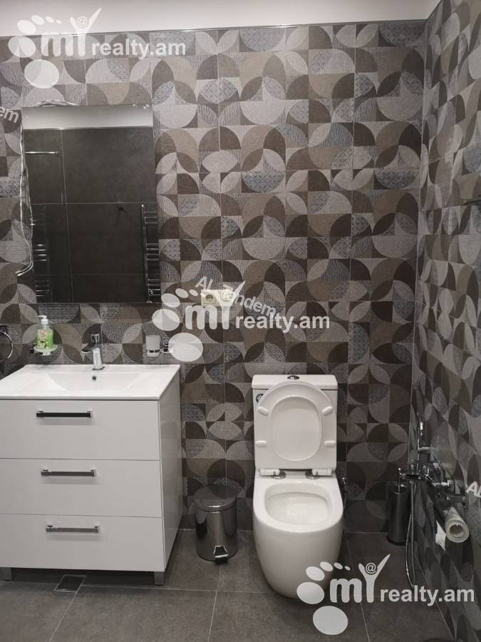 Купить 2 комнатную квартиру Терян ул, Центр Ереван, 156175