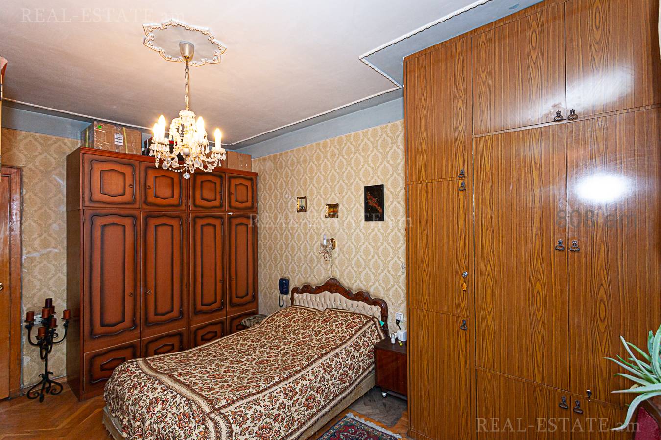 Купить 3 комнатную квартиру Налбандян ул, Центр Ереван, 128744