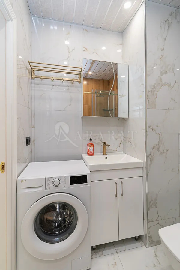 2 սենյականոց բնակարան վարձով Ռոստոմի փող, Կենտրոն Երևան, 159073