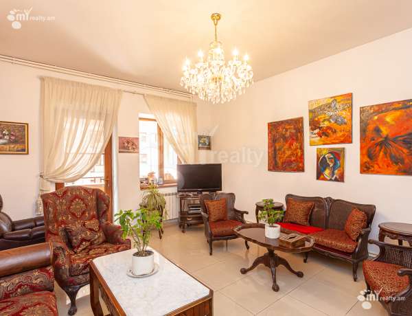 2-senyakanoc-bnakaran-vacharq-Yerevan-Center