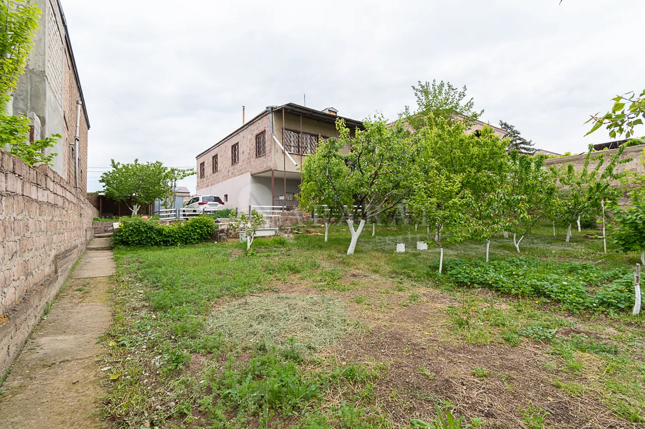 House for sale Zovuni dis, زوونی کوتایک, 160369