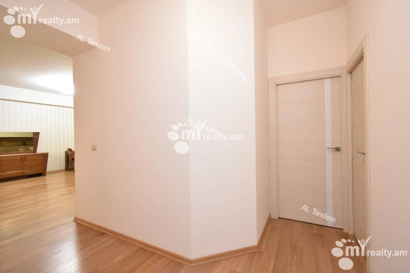 4 bedroom apartment for rent Leo St, Center Yerevan, 156979