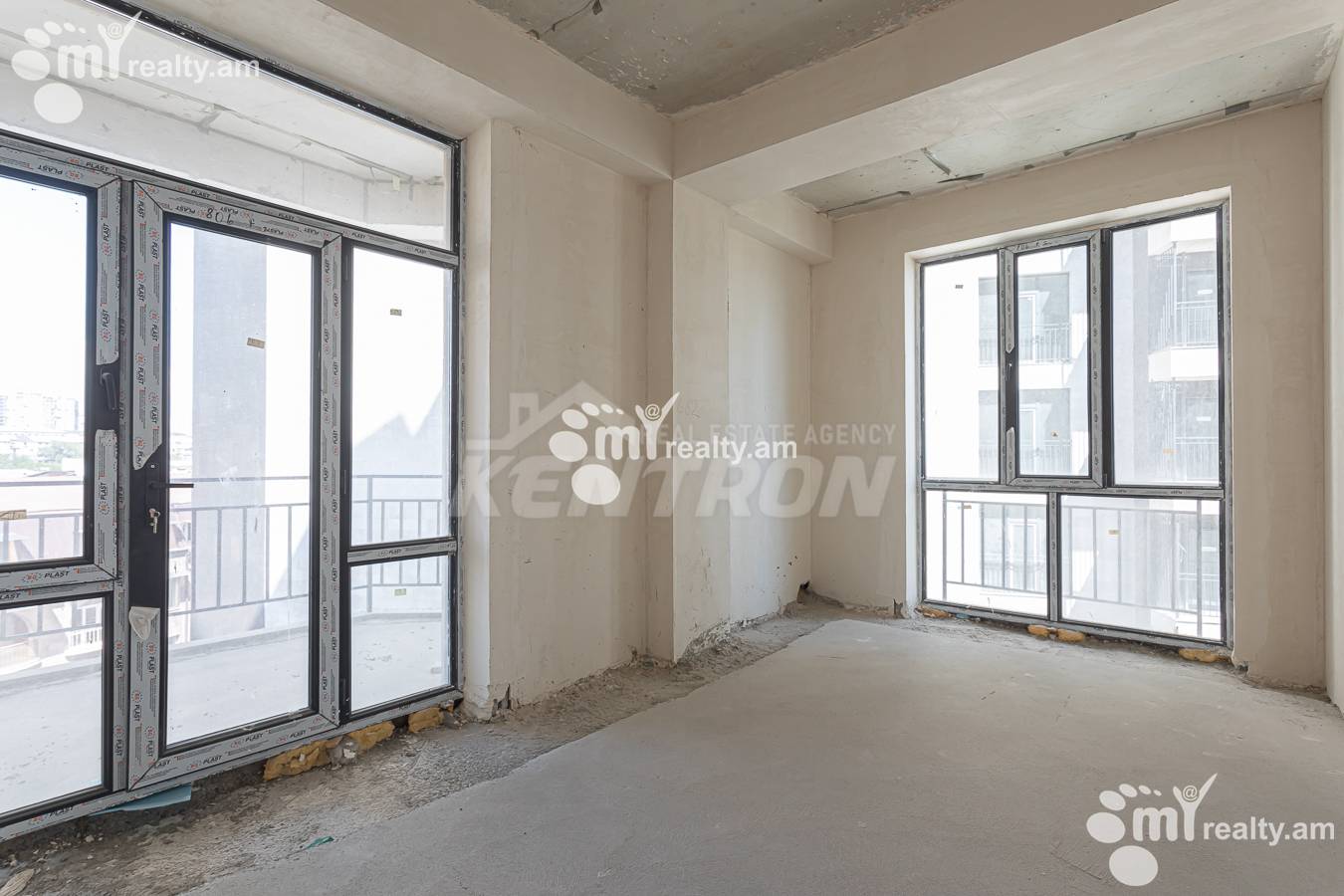 3 սենյականոց բնակարան  Լենինգրադյան փող, Աջափնյակ Երևան, 156597