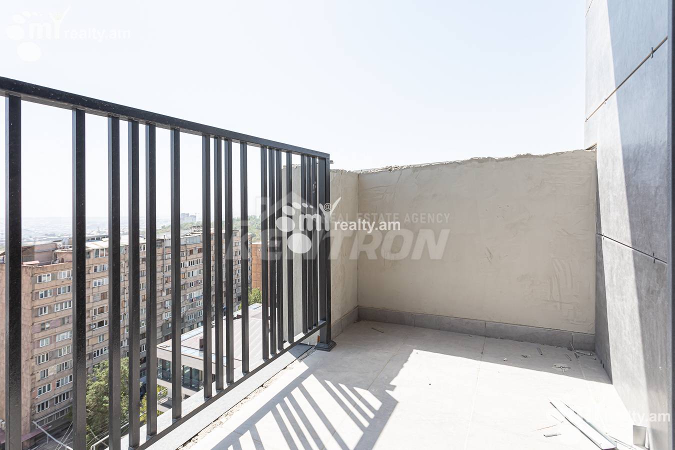 3 bedroom apartment for sale Baghramyan Ave (Kentron), Center Yerevan, 156527