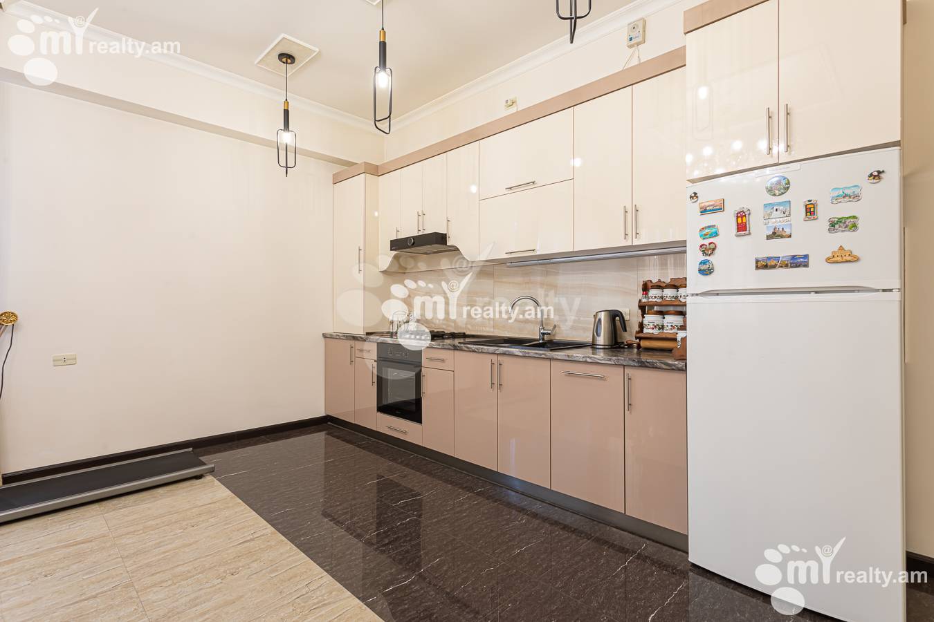 Купить 4 комнатную квартиру Микоян ул, Давташен Ереван, 156332