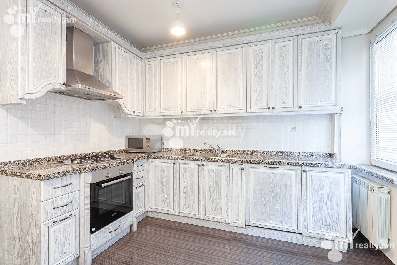 3 bedroom apartment for sale خیابان پوشکین, مرکز شهر ایروان, 154498