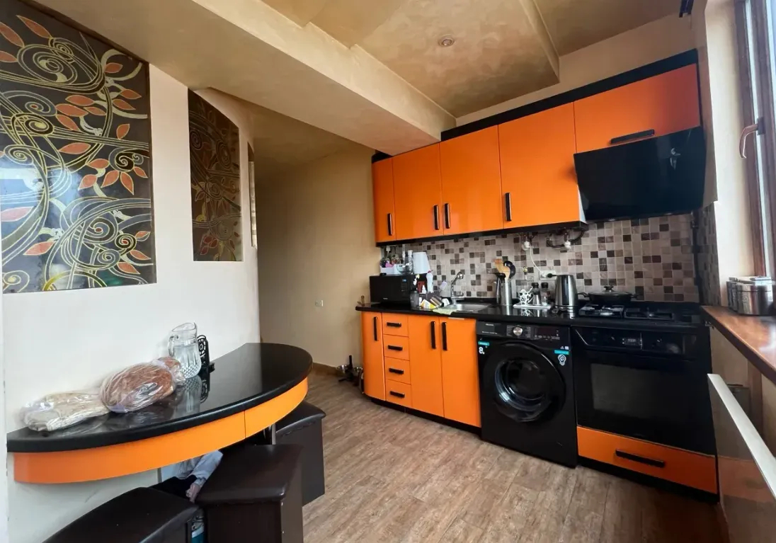 3 bedroom apartment for sale Gyulbenkyan St, Arabkir Yerevan, 158430