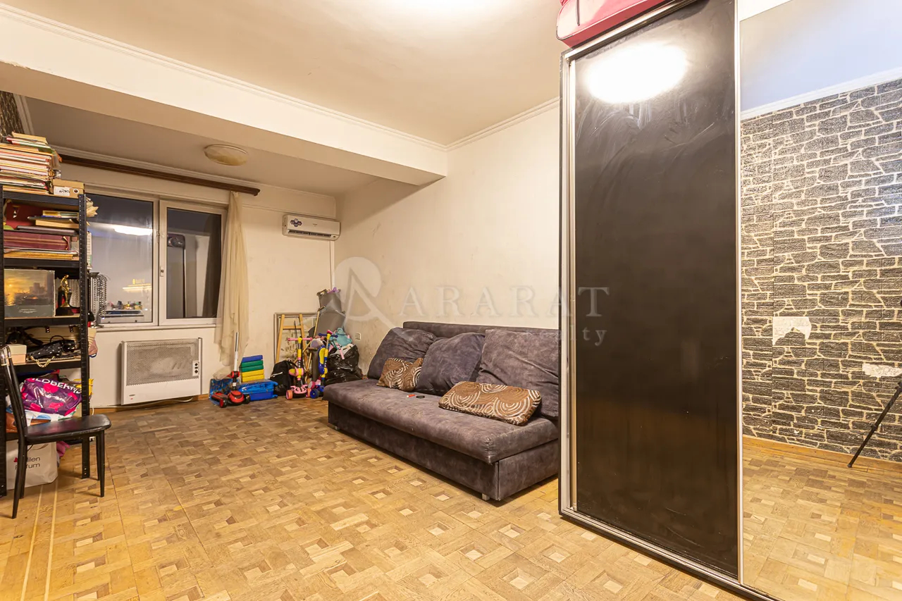 3 bedroom apartment for sale خیابان ایسرائیلیان, مرکز شهر ایروان, 157985