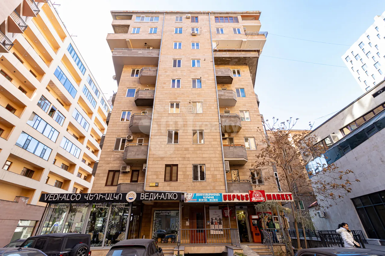 3 սենյականոց բնակարան  Պուշկինի փող, Կենտրոն Երևան, 160594