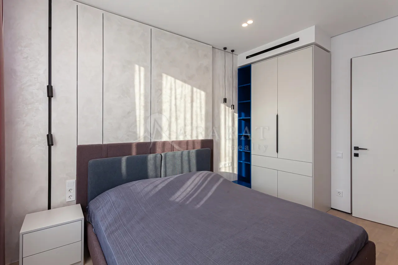 4 bedroom apartment for sale Aram St, Center Yerevan, 158707