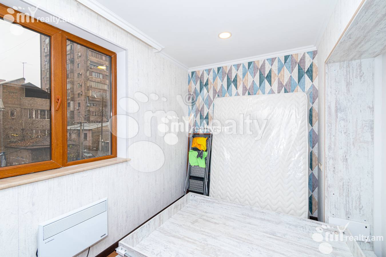 3 bedroom apartment for sale Tumanyan St, Center Yerevan, 135235