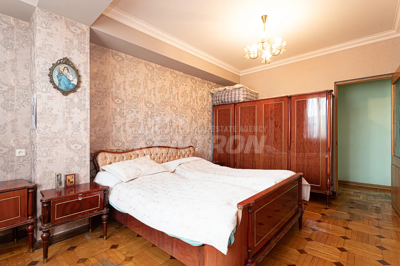 3 bedroom apartment for sale Yerznkyan St, Arabkir Yerevan, 158124