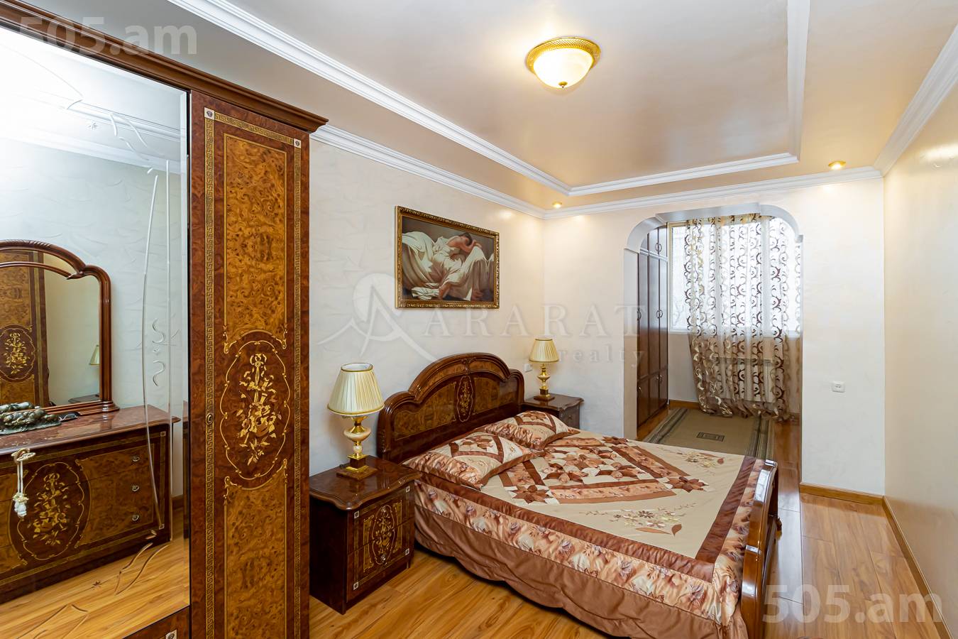 Купить 5 комнатную квартиру Г.Кочар ул, Арабкир Ереван, 154322