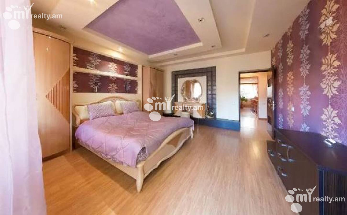 4 սենյականոց բնակարան  Սարյան փող, Կենտրոն Երևան, 122757