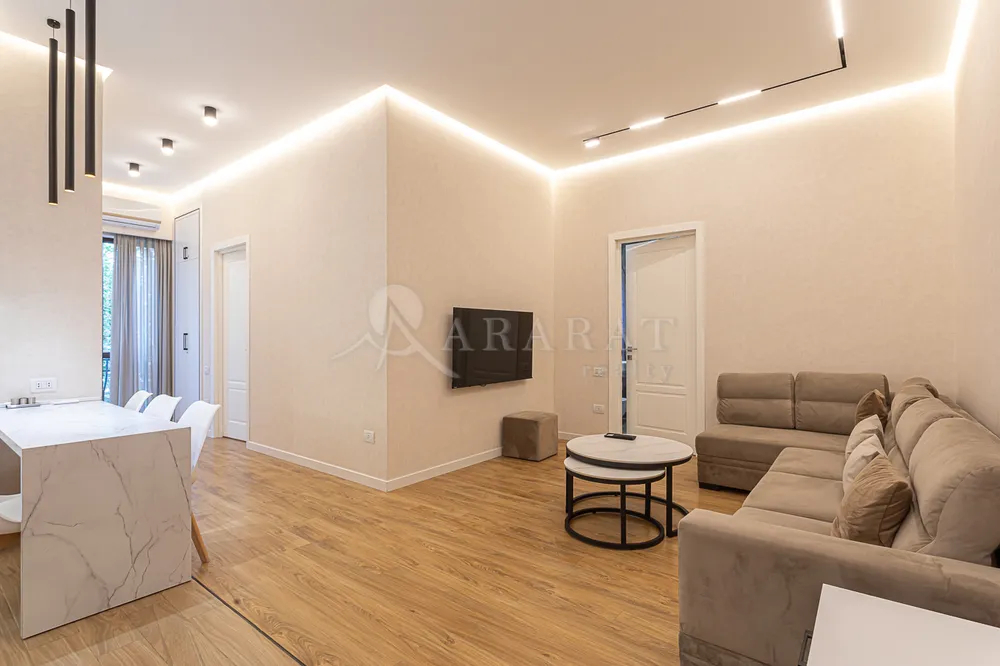 bnakaran/3-senyakanoc/Aram+St/Center/Yerevan