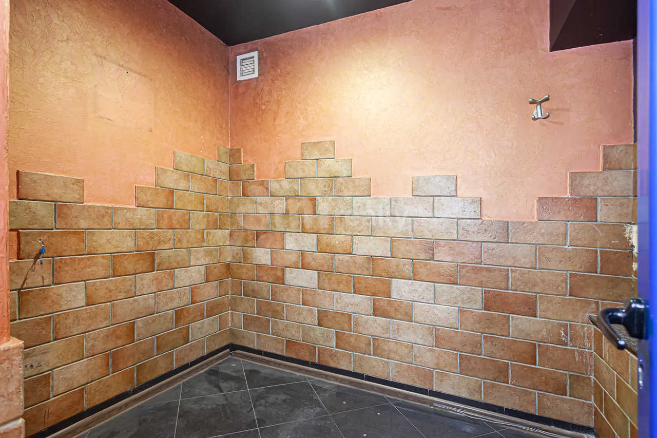 Commercial for rent خیابان کوریون, مرکز شهر ایروان, 161392