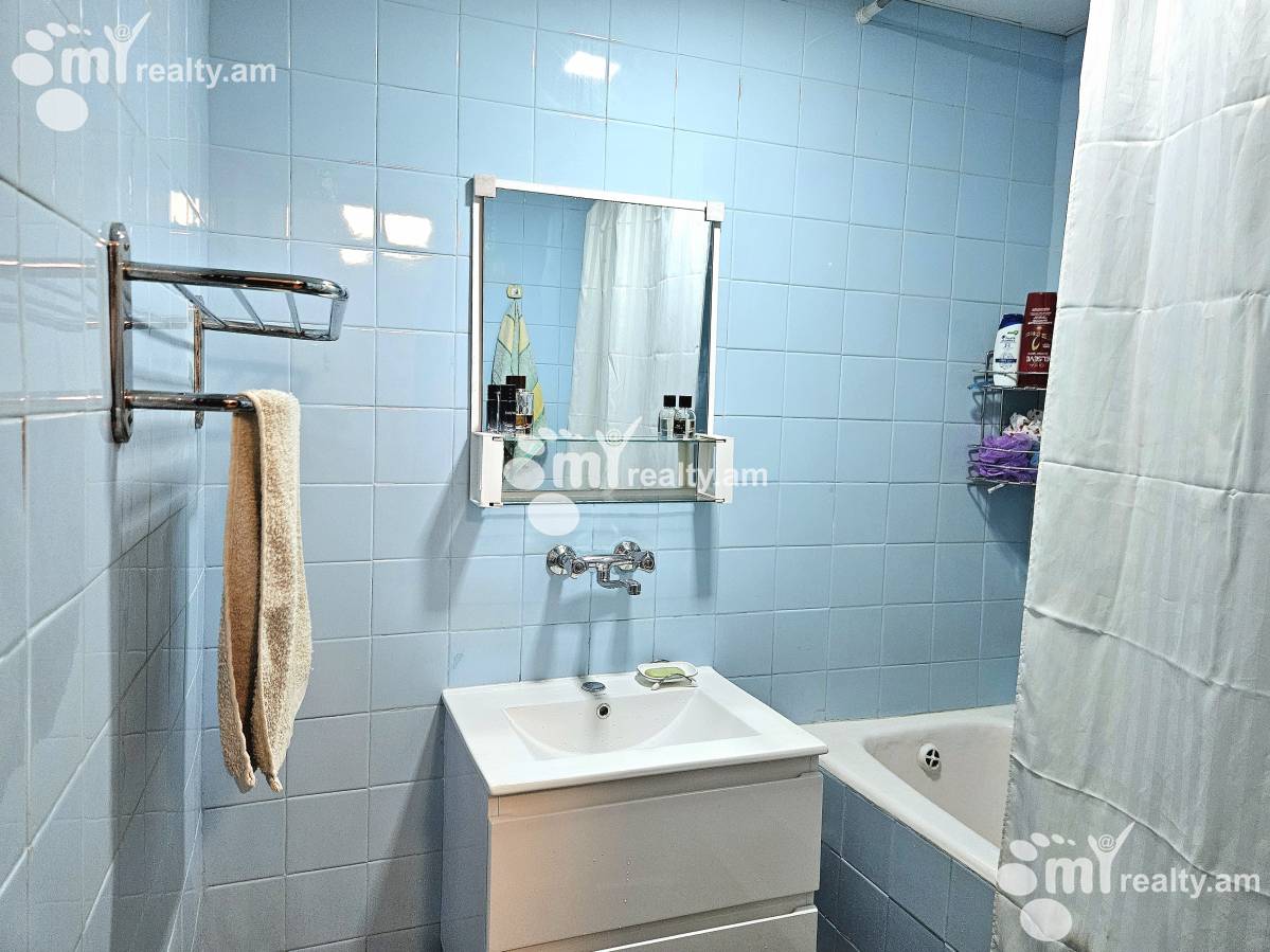 Снять 2 комнатную квартиру Маштоца пр, Центр Ереван, 153397