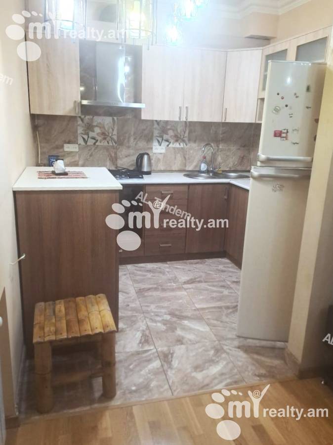 3 bedroom apartment for rent خیابان نعلبندیان, مرکز شهر ایروان, 153317