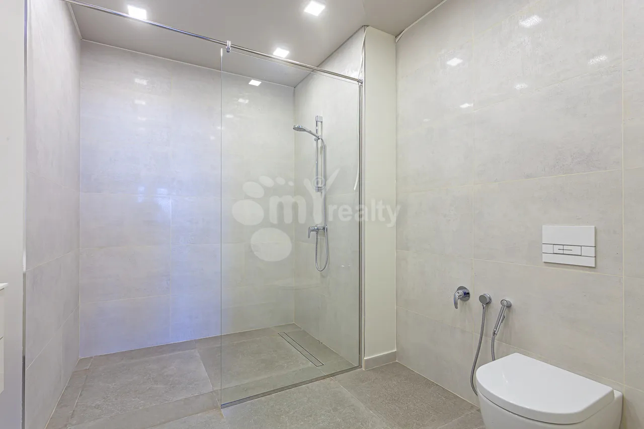 3 bedroom apartment for sale Komitas Ave, Arabkir Yerevan, 160803