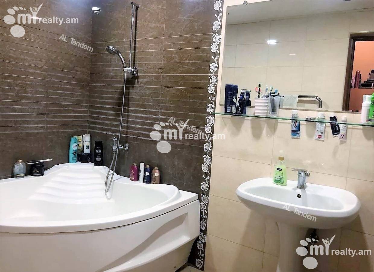 House for sale Antarayin St, Center Yerevan, 130458