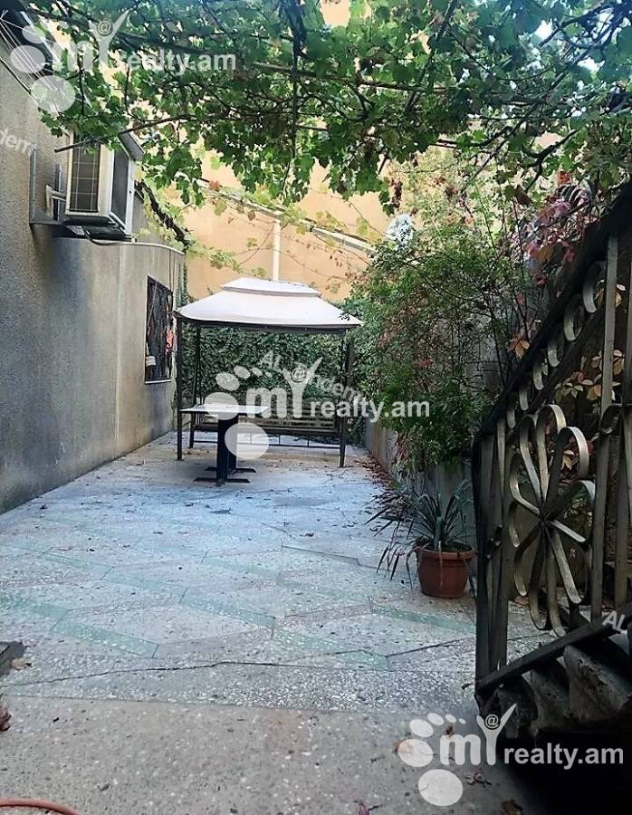 House for sale Antarayin St, Center Yerevan, 130458