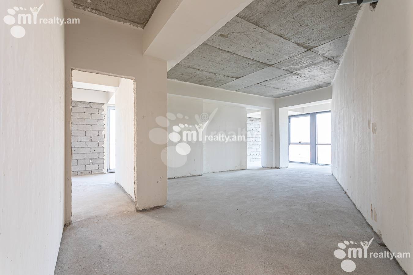 Купить 2 комнатную квартиру Н. Зарян стр, Арабкир Ереван, 156998