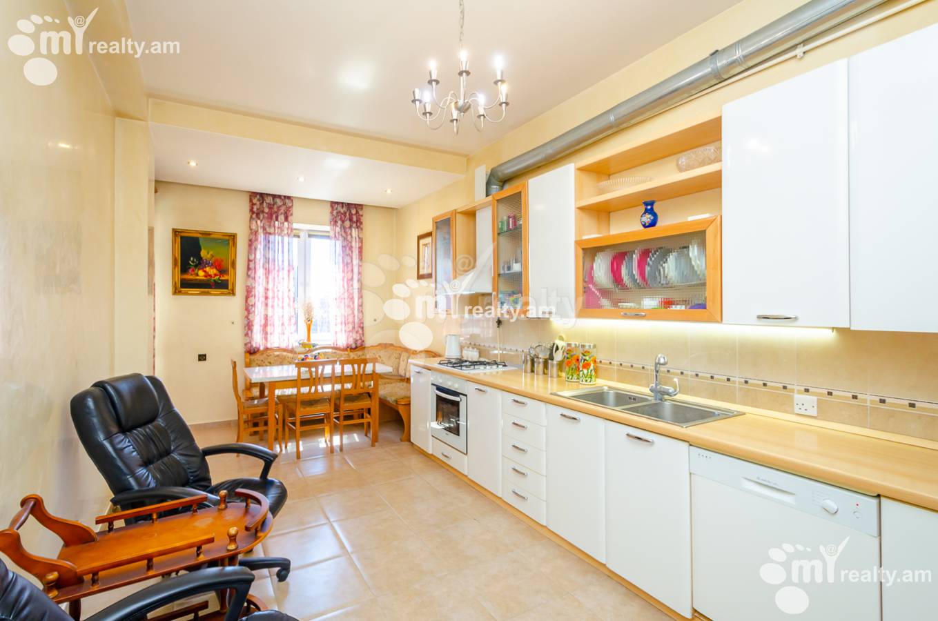 5 bedroom apartment for rent Pushkin St, Center Yerevan, 153300