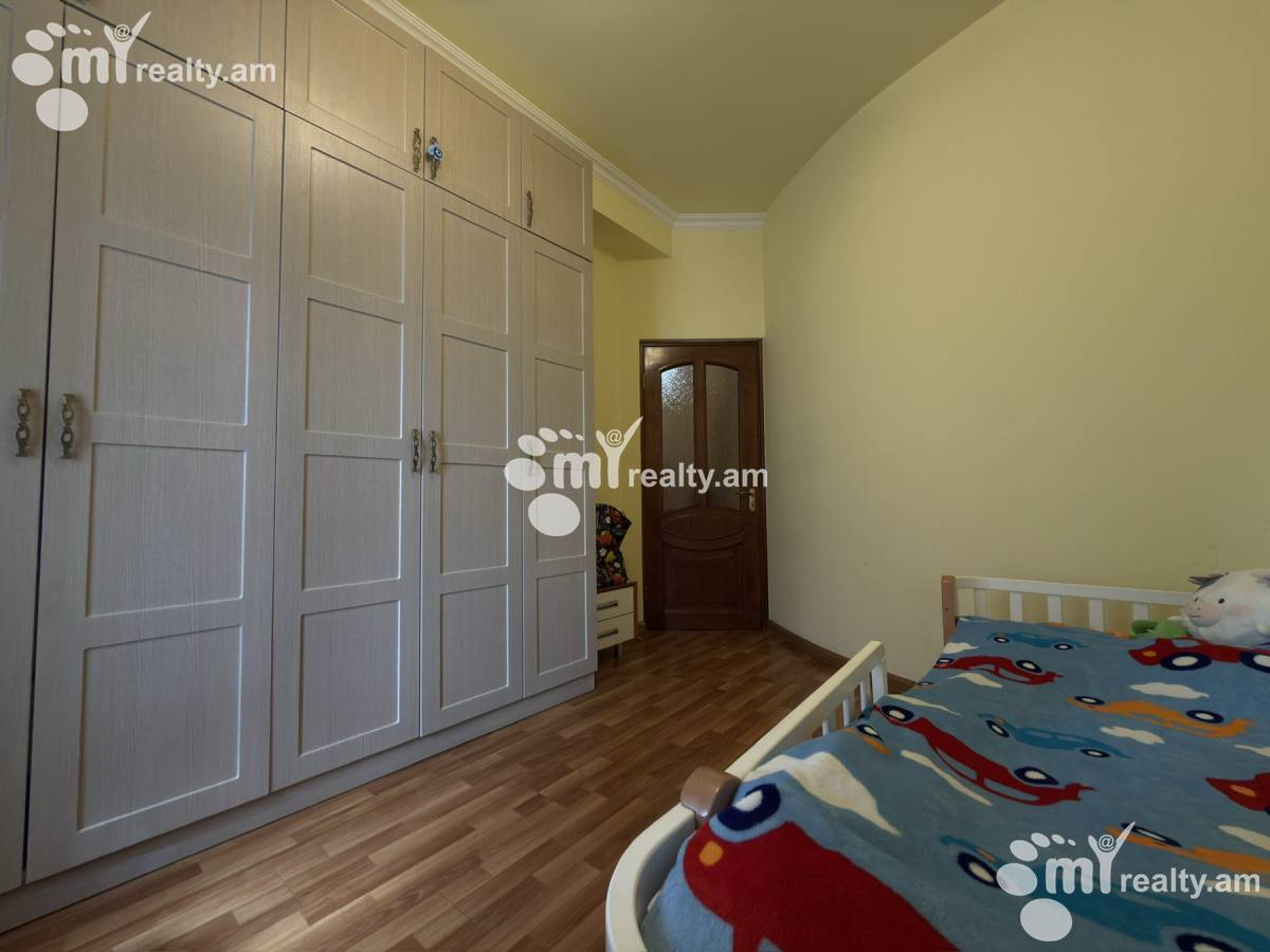 3 bedroom apartment for sale Hr.Kochar St, Arabkir Yerevan, 159869