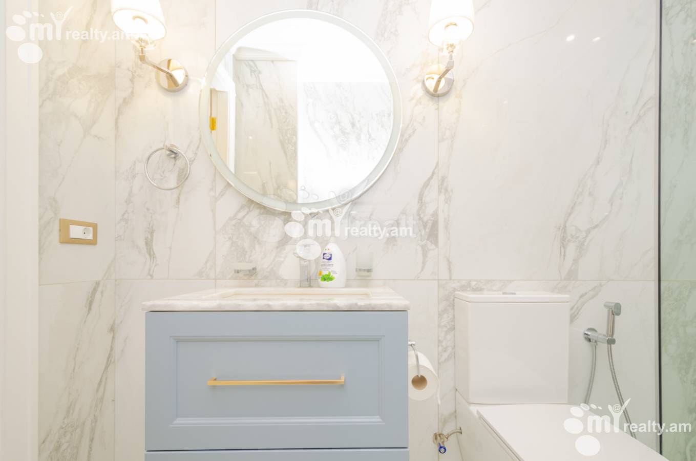 3 bedroom apartment for sale Northern (Hyusisayin)  Ave, Center Yerevan, 137679