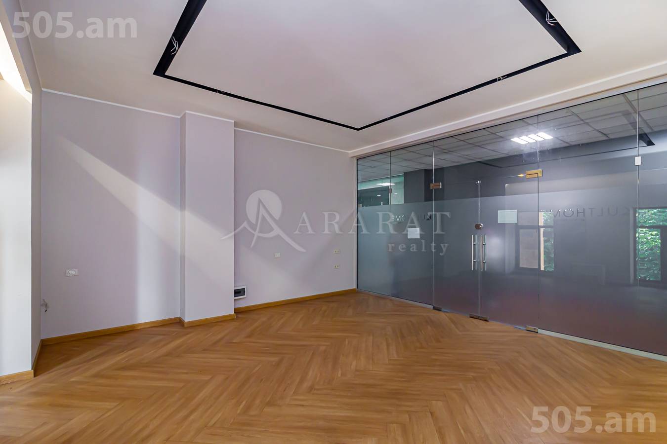 Commercial for rent خیابان آرام, مرکز شهر ایروان, 151782