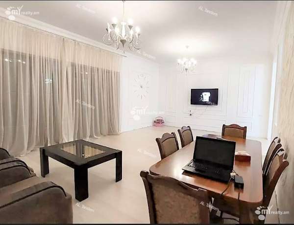 arandznatun-vardzakalutyun-Yerevan-Avan