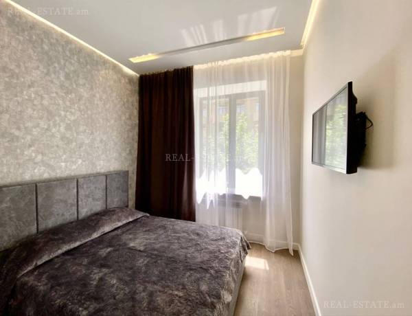 2-senyakanoc-bnakaran-vacharq-Yerevan-Center