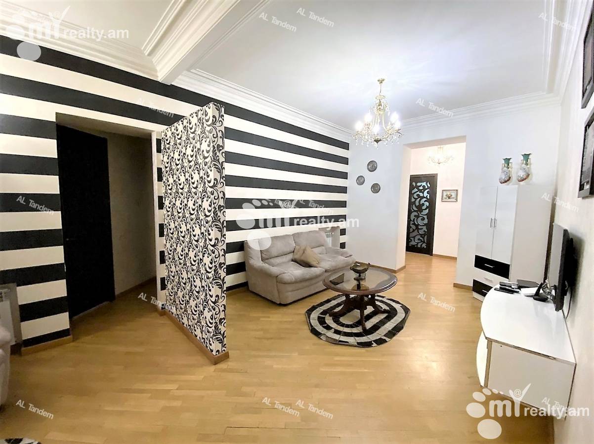 4 bedroom apartment for sale Nalbandyan St, Center Yerevan, 124001