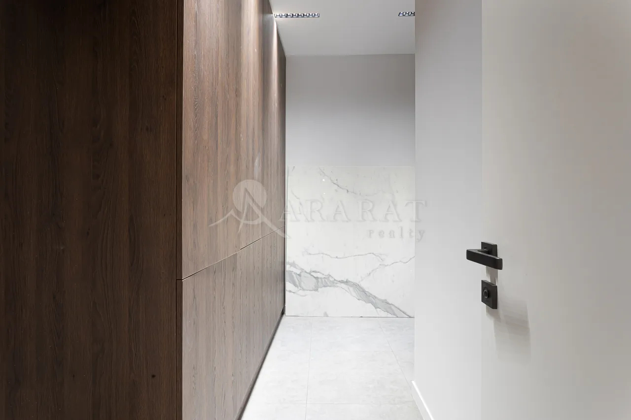 4 bedroom apartment for sale Pushkin St, Center Yerevan, 157581