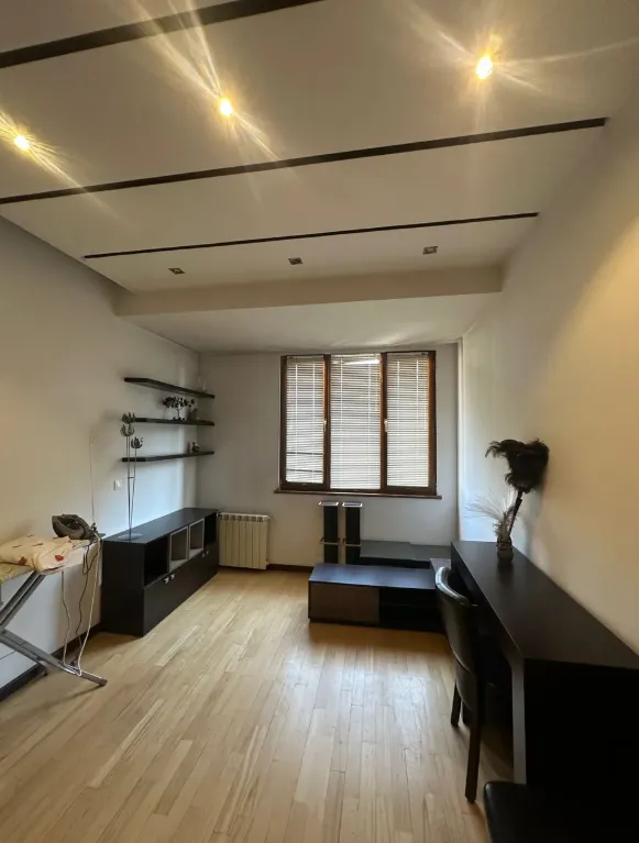 3 bedroom apartment for rent Antarayin St, Center Yerevan, 160318