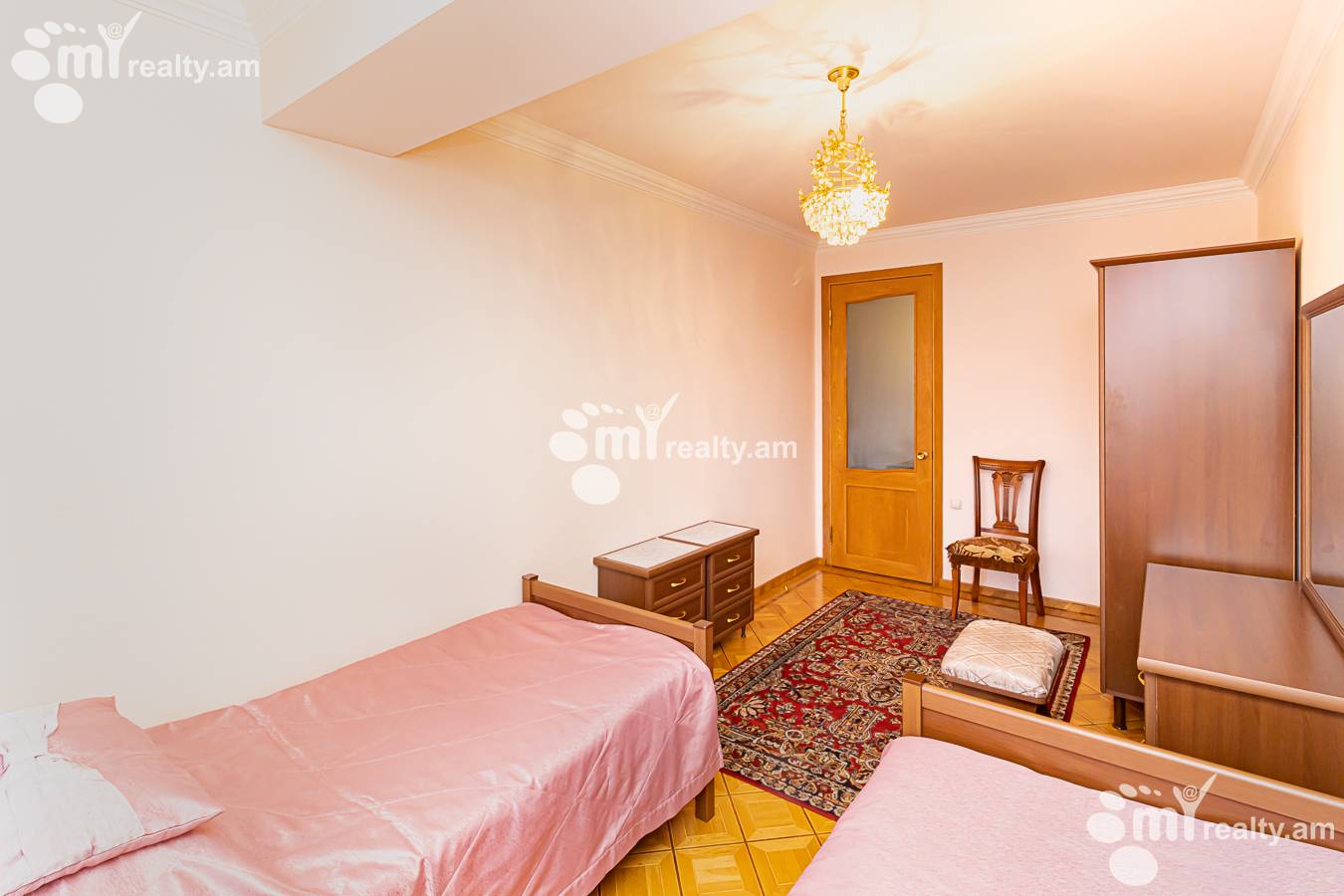 Снять 3 комнатную квартиру Ерзнкян ул, Арабкир Ереван, 153587