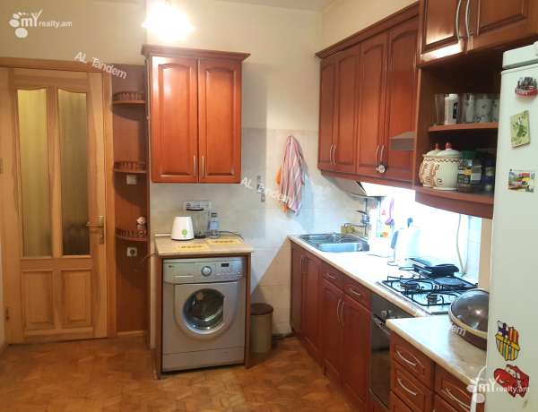 3-bedroom/apartment-for-sale/Azatutyan+avenue/Kanaqer-Zeytun/Yerevan